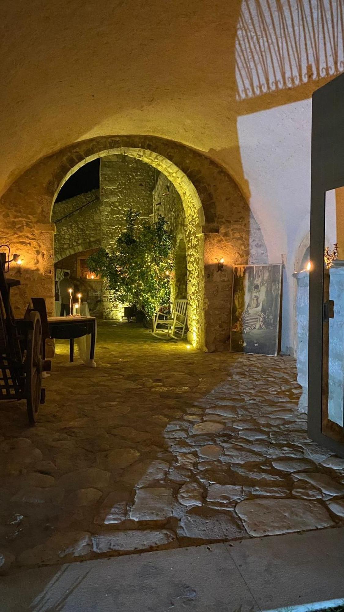 Masseria Barone Gambadoro Monte SantʼAngelo Eksteriør bilde